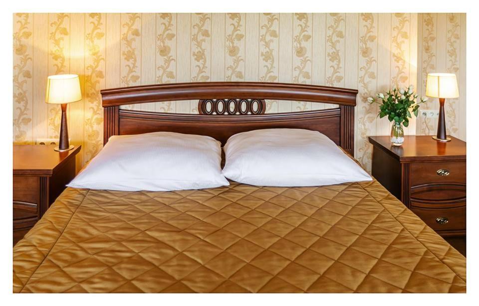 Hotel Mistral Marki  Luaran gambar